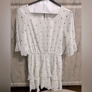 Mint!  BB Dakota chiffon white/black polka dot shirt sleeve smocked dress Large